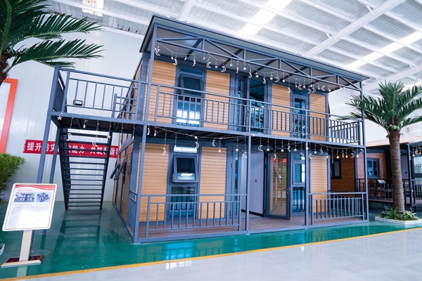 Casa modular expansível de dois lados com teto plano de dois níveis